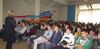Гости побратимске школе из Врања